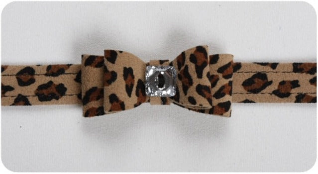 Cheetah Big Bow Collar.