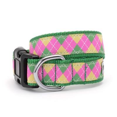 Dog collar with green and pink argyle pattern on a white background