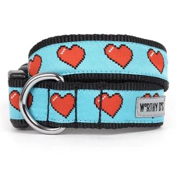 Graphic Hearts Collar & Leash Collection